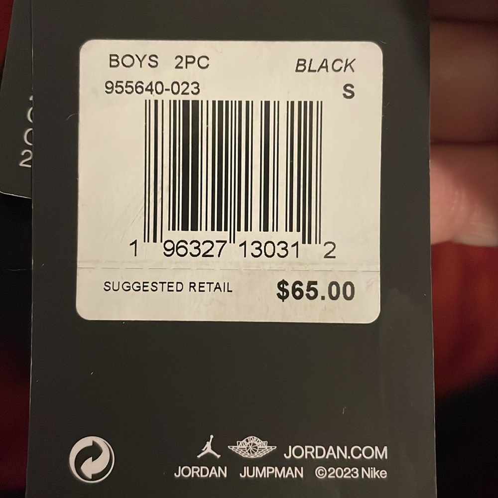 Jordan Set - Picture 3 of 7